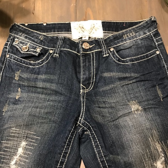 Dollhouse dark wash distressed skinny jeans - Picture 2 of 6